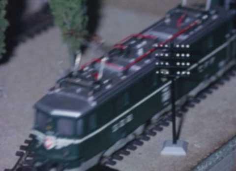 KinoRetro 85 : Un train miniature en marche | 